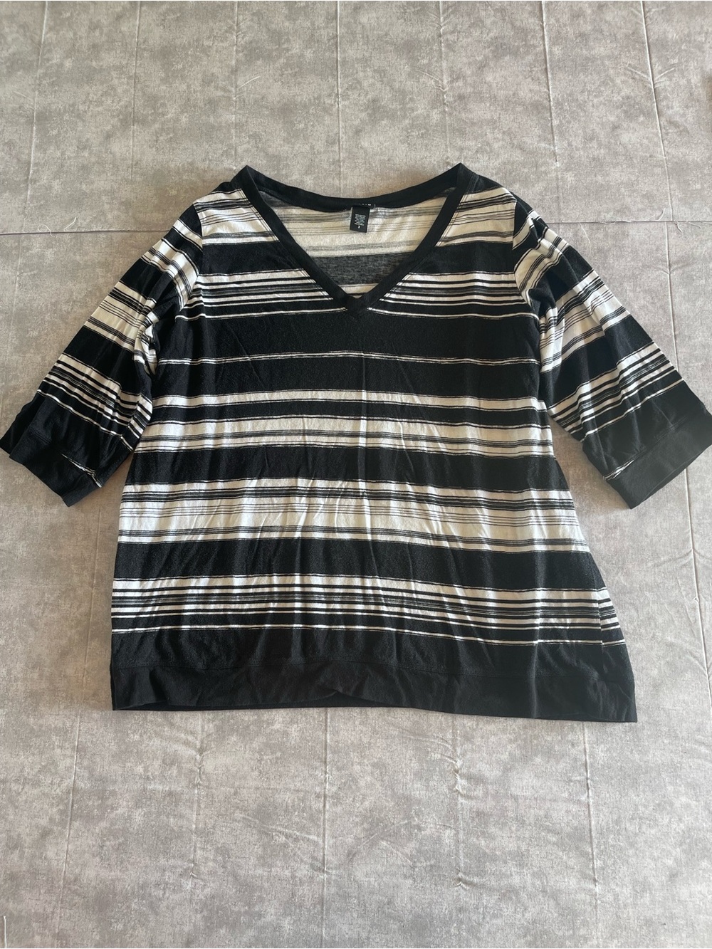 torrid Black and White Striped V-Neck Short Sleeve Top